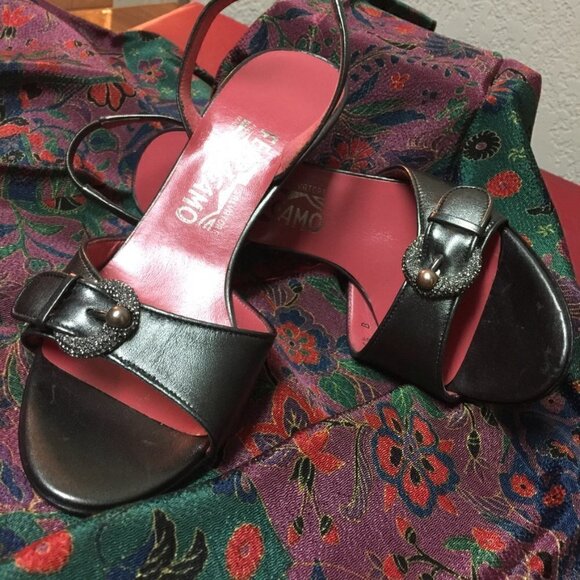 Salvatore Ferragamo Classy Slingback Women's Sandals 6 1/2 B Bronze